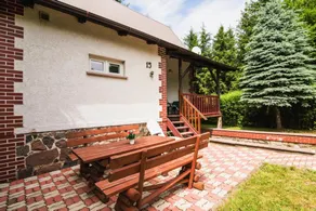 Holiday home with garden, close to the lake - Image 4