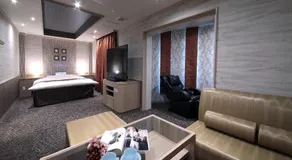 M'z HOTEL - Image 2
