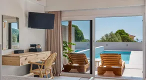 Pacifae Hotel - Image 2