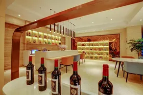 Homeland Hotel - Image 5