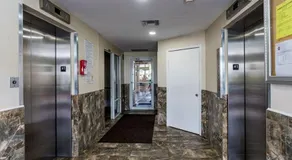 Seacrest 509 by Youngs Suncoast - Image 4