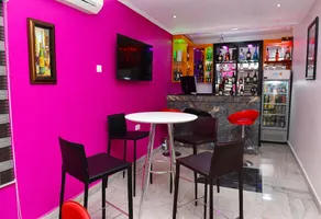 Somerset Suites - Image 3