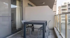 Seabreeze Luxury Apartment - Image 4