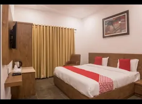 ORCHARD HOTEL / RESTAURANT - Image 3