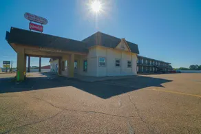 Hotel Comfort Stay by OYO Texarkana East, AR I-30 - Image 4
