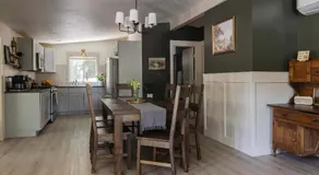 Comfy Home with Game Room & Back Yard - Kid Friendly - Image 4