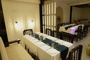 Hotel Decent - Image 3