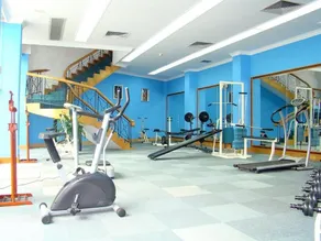 Golden Coast  Lawton Hotel - Image 3