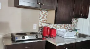 Serenity & memorable Cozy Lower Level Apartment Room in TownHouse Private Entrance - Image 5