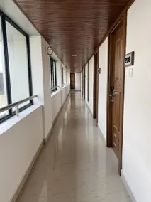 Triva Hotel & Service Apartments, Near Medical College - Image 4