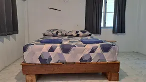 Nuanny's hostel - Image 1