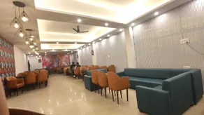Hotel Luv Inn - Image 4
