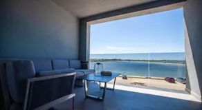 Beach Paradise 5 Stars Apartments - Image 3