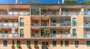 Room 12 MILANO -Near Train Station -15 min Rho Fiera-Duomo-Malpensa - Image 2