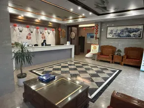 Xingdong Business Hotel - Image 3
