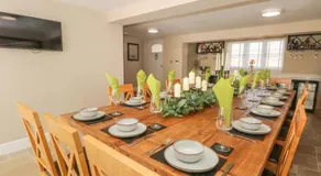 Meadow Manor And Spa - Image 4