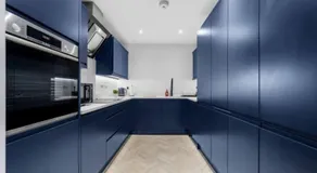 Central Modern Chique Apartment - Image 4