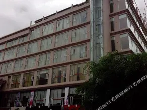 Milan Spring International VIP Building - Image 4