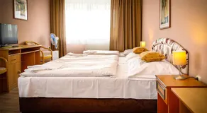 Hotel Atrium - Image 2