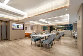 Atour Hotel Nanchang Bayi Square Provincial Television Station - Image 4