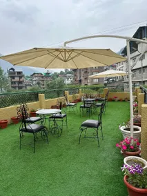 Hotel Park Residency Manali - Image 3