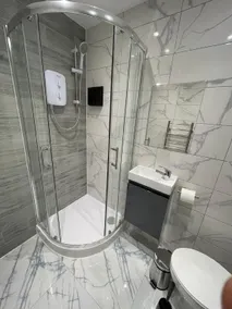 Quiet Double Room | Ideal for Long Stays | Harrow - Image 3