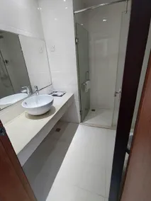 Yixin Hotel - Image 4