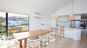 Bruny Island Sunset Retreat - Image 4