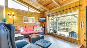 Angler's Paradise! Clear Lake Home w/ Scenic Views - Image 2