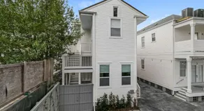 Fabulous Cottages with City Views - Image 5