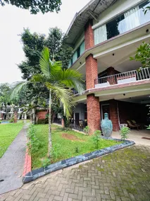 Airport Heritage Hotel - Image 4