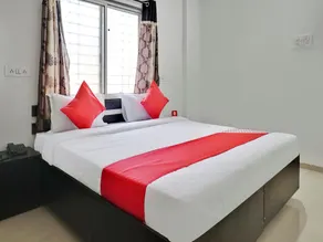 OYO 27821 Hotel Royal Inn Pune - Image 2