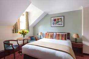 Ellington Lodge at The Concorde - Image 2