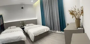 Yiliang Victoria Theme Hotel - Image 3