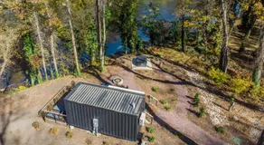 Modern Riverside Cabin w Hot Tub Fire Pit Kayaks - Image 4
