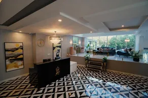 Faletti's Grand MM Alam Gulberg - Image 4