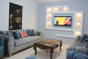 3-bedroom apartment near Corniche, 24/7electricity - Image 2
