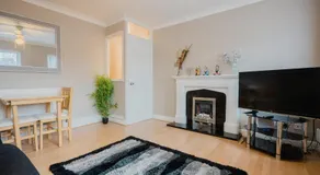 Hullidays - Hymers Apartment - Image 2