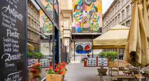 BpR Lavish Suite in Budapest Downtown - Image 5
