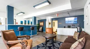Sierra Vista studio apartment with full kitchen and King Bed - Image 5