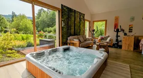 Chambre familiale avec piscine et SPA à Anould - FR-1-589-708 - Image 3