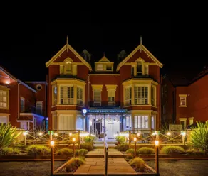 St Annes Beach Apartments - Image 4