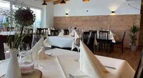 Hotel Gaststätte Weinbrücke - Image 3
