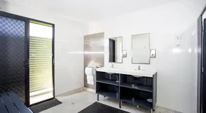 Mycow Accommodation Mackay - Image 2