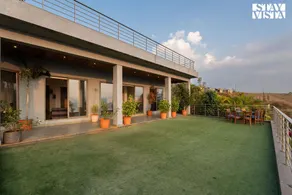 Aarna House by VEO, StayVista - 4BHK with Lake View & BBQ - Image 5