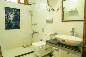 Hotel O Banka Guest House - Image 5
