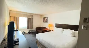 Portage La Prairie Inn - Image 2