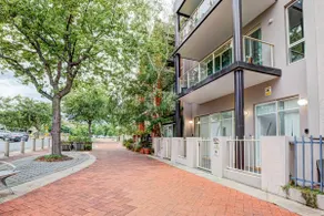Lakeview Family Retreat: Canberra-Cozy Townhouse! - Image 5