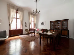 Amethyst Apartments - Kadar - Image 4