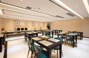 Xana Hotelle·Heze Juncheng Yujingyuan - Image 3